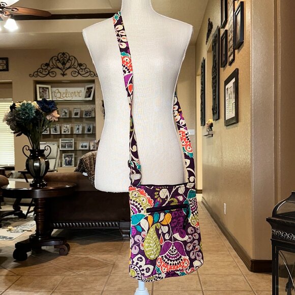 Vera Bradley Classic Hipster Various Patterns - Picture 5 of 15